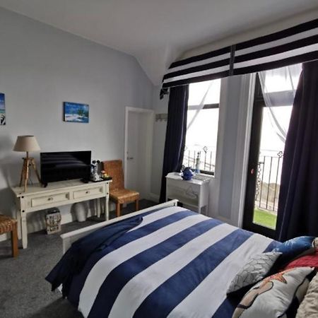 לינה וארוחת בוקר ניוקאסל Conlyn House מראה חיצוני תמונה